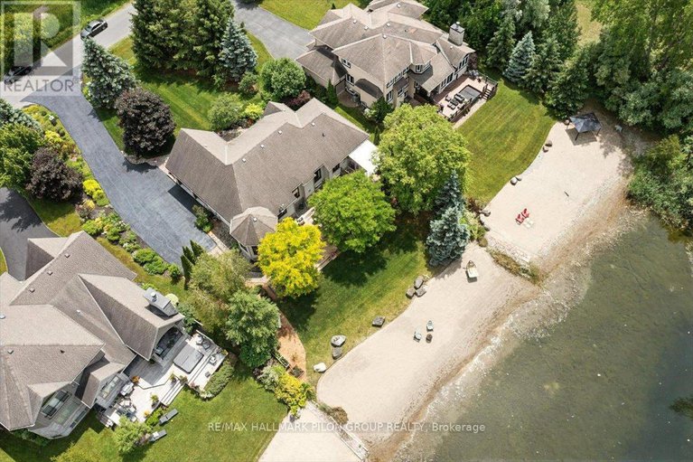 28488839/6893-sparkling-lake-way/greely/ottawa/ontario/K4P1R7_3