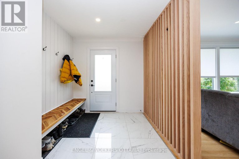 28559940/2204-utah-street/alta-vista/ottawa/ontario/K1H7W8_5