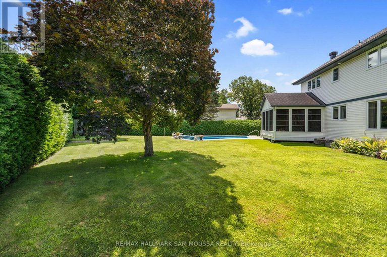 29274024/194-robertlee-drive/carp/ottawa/ontario/K0A1L0_41