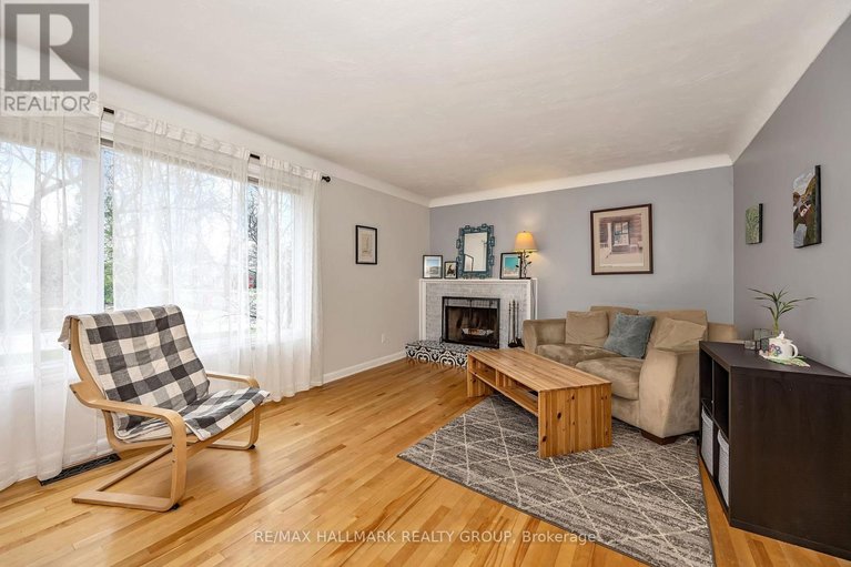29684996/735-chapman-boulevard/elmvale-acres/ottawa/ontario/K1G1T7_7