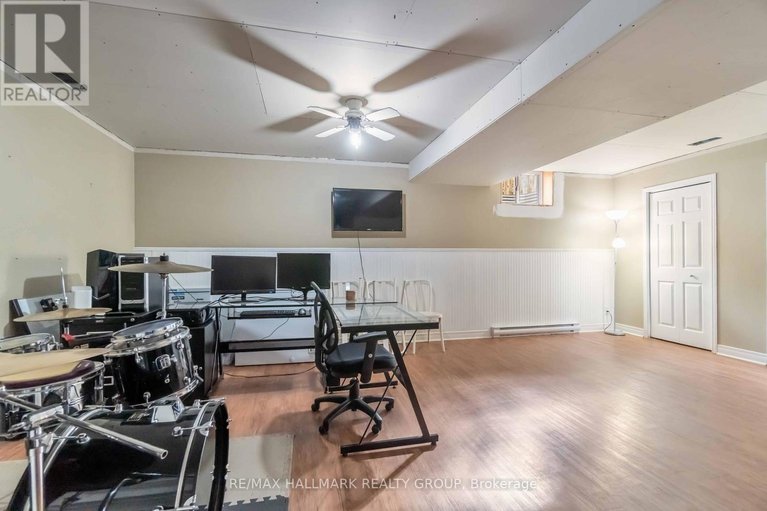 29069268/835-powers-street/town-of-rockland/clarence-rockland/ontario/K4K1K4_30