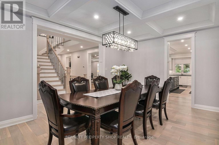 28848172/10-westwood-drive/meadowlandscrestview/ottawa/ontario/K2G2W7_9