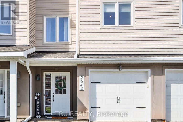 29412687/2642-palings-private/emerald-woodssawmill-creek/ottawa/ontario/K1T4A4_2