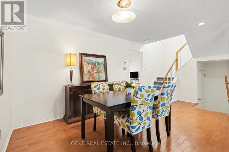 29468634/6020-longleaf-drive/orleans-village/ottawa/ontario/K1W1J2_12