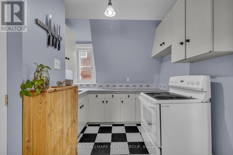28707318/396-daly-avenue/sandy-hill/ottawa/ontario/K1N6H2_41