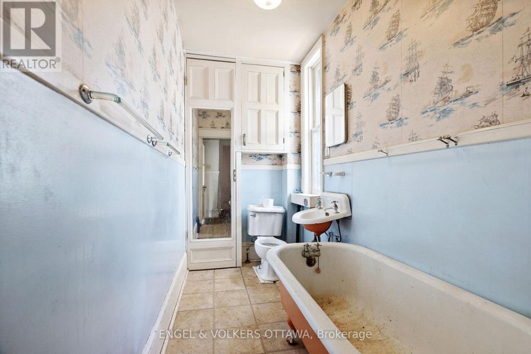 28934991/164-bayswater-avenue/hintonburg/ottawa/ontario/K1Y2G3_18