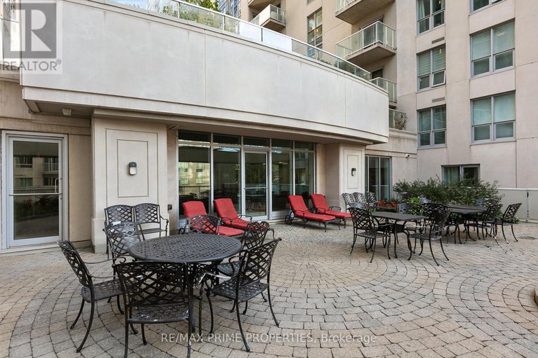 28956102/1306-195-besserer-street/sandy-hill/ottawa/ontario/K1N0B6_39
