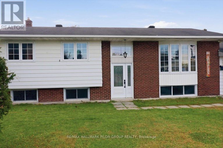 29234212/2620-denise-avenue/navan/ottawa/ontario/K4B1J8_2