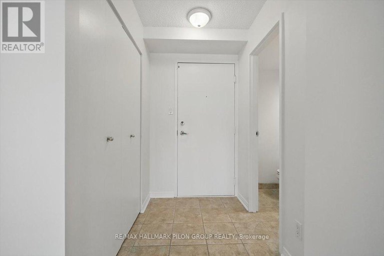 28518794/613-225-alvin-road/manor-park/ottawa/ontario/K1K4H6_14