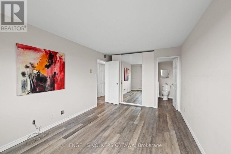 29026239/1007-1195-richmond-road/woodroffe/ottawa/ontario/K2B8E4_28