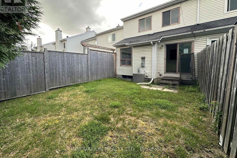28832918/5-roblyn-way/barrhaven-east/ottawa/ontario/K2G5Z4_28