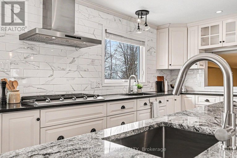 29445577/30-colonel-drive/north-grenville-twp-kemptville-south/north-grenville/ontario/K0G1J0_36