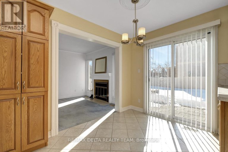 29436632/798-lalande-terrace/fallingbrookridgemount/ottawa/ontario/K4A2M4_18