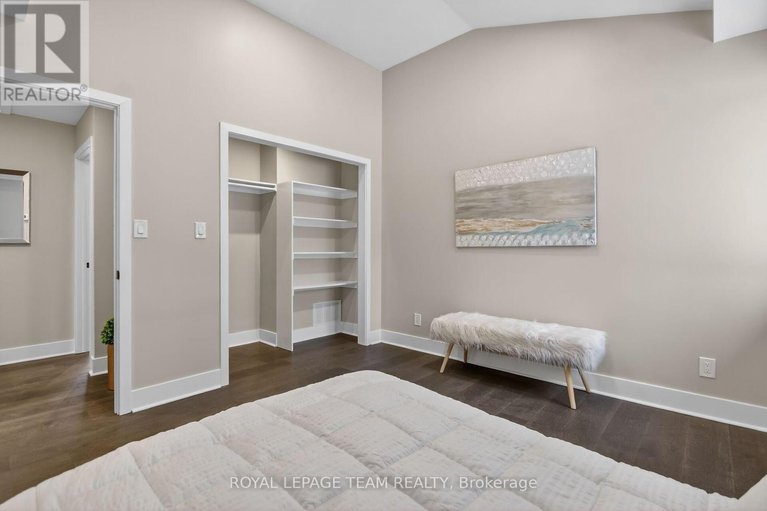 29688254/6636-marina-drive/manotick-south-to-roger-stevens/ottawa/ontario/K4M1B3_21
