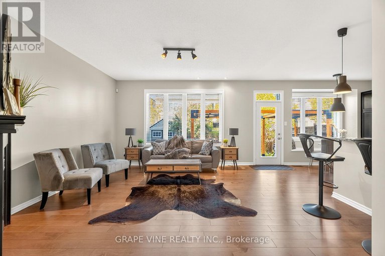 29053953/232-burnaby-drive/stittsville-north/ottawa/ontario/K2S0J9_8