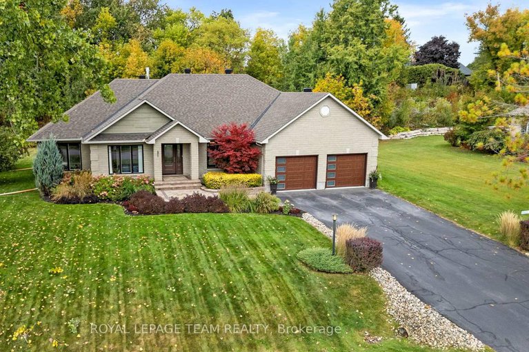 28915487/6903-twin-lakes-avenue/greely/ottawa/ontario/K4P1P1_1