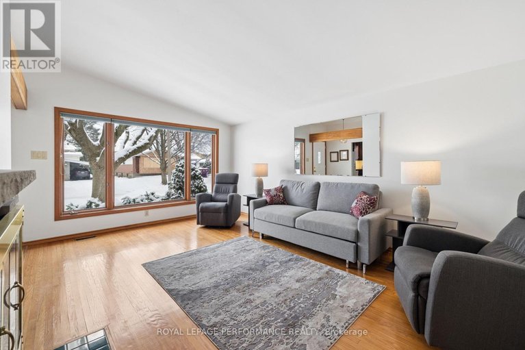 29578731/1989-michigan-avenue/urbandale-acres/ottawa/ontario/K1H6Y1_6