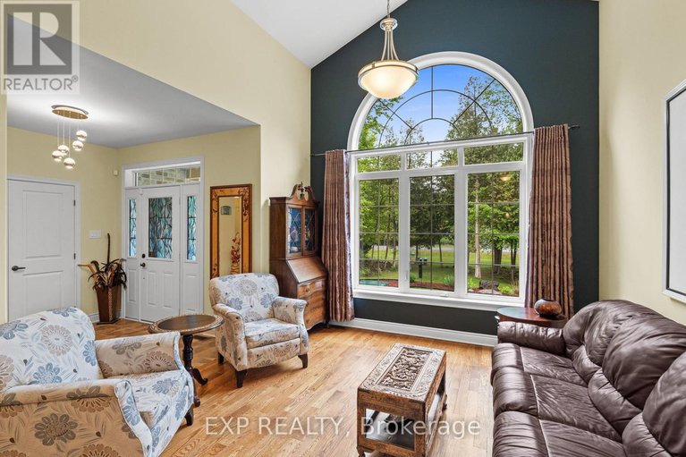 28406090/213-justin-drive/beckwith-twp/beckwith/ontario/K7C0C4_18