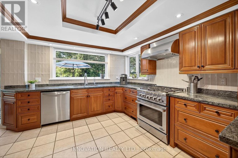28869608/5558-south-island-park-drive/manotick-long-island-nicholls-island/ottawa/ontario/K4M1J2_19