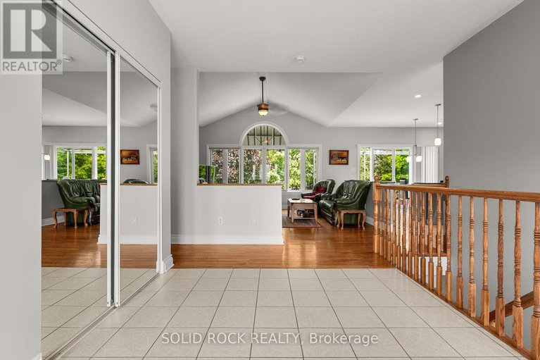 28419528/49-caribou-avenue/stittsville-south/ottawa/ontario/K2S1X3_9