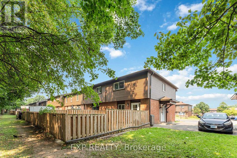 28690323/91-3190-stockton-drive/blossom-parkkemp-parkfindlay-creek/ottawa/ontario/K1T1S1_31