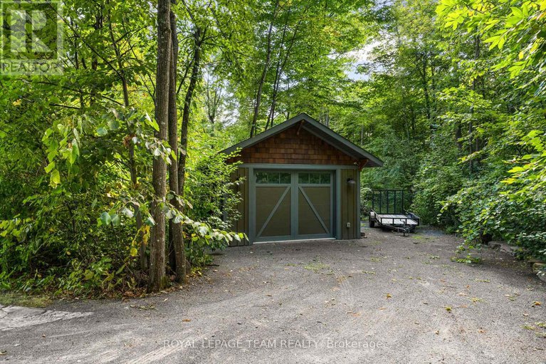28865171/1560-maley-lane/rural-kanata-central/ottawa/ontario/K2W1C2_49