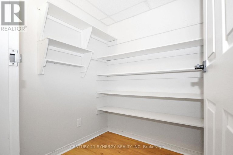 29118871/505-330-centrum-boulevard/bilberry-creekqueenswood-heights/ottawa/ontario/K1E3W2_22