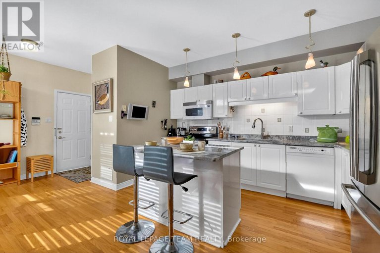 29366732/52-great-oak-private/riverview-park/ottawa/ontario/K1G6P8_15