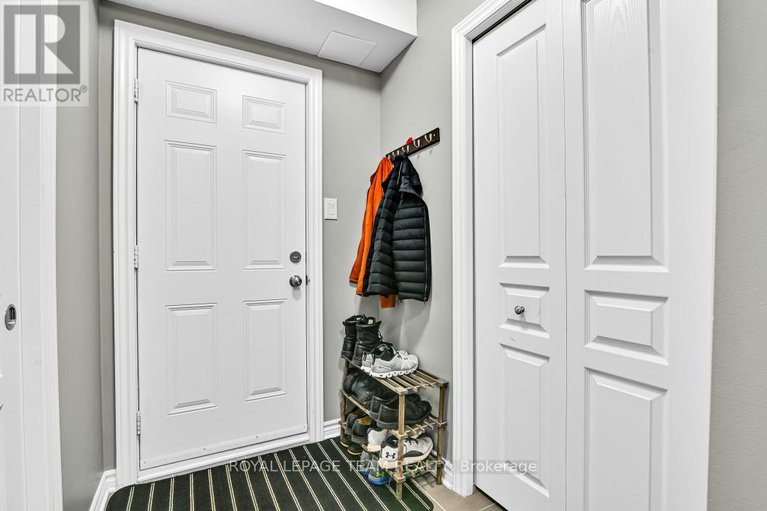 28971956/604-brian-good-avenue/riverside-southgloucester-glen/ottawa/ontario/K4M0G7_28