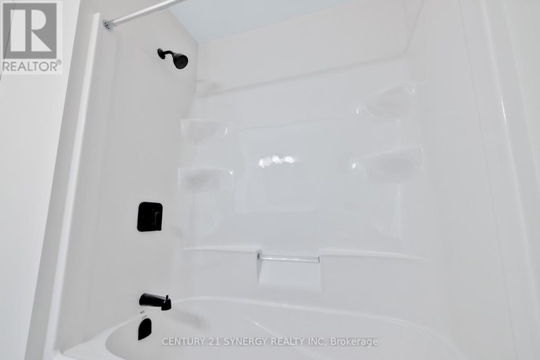 28643715/13-helen-street/north-stormont-finch-twp/north-stormont/ontario/K0A1R0_45
