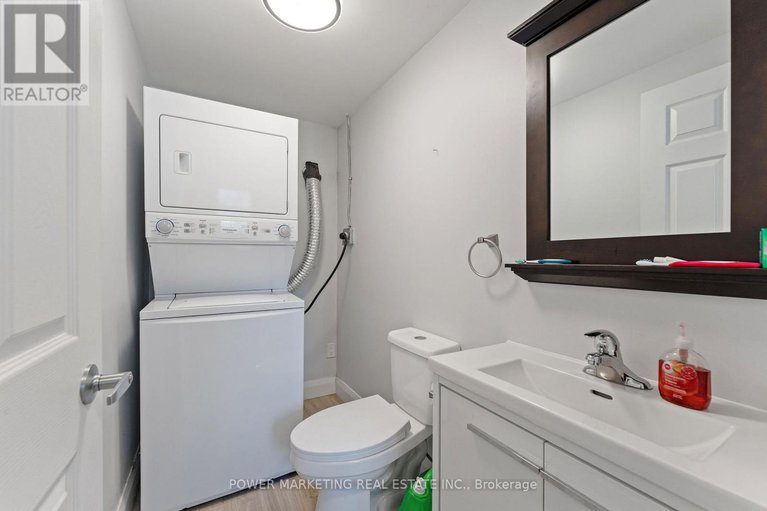 28297699/1244-prince-of-wales-drive/courtland-park/ottawa/ontario/K2C1M9_12