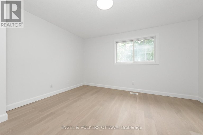 28965563/39-benlark-road/on-the-green/ottawa/ontario/K2J2L5_31