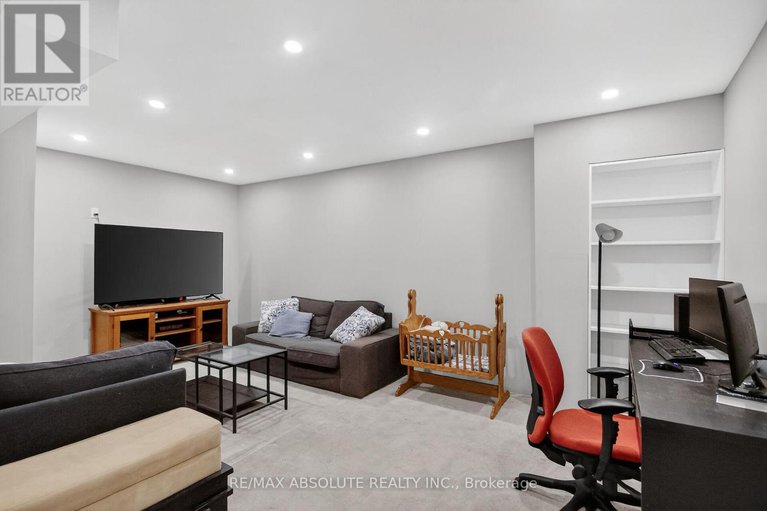 29291112/12-68-king-street/richmond/ottawa/ontario/K0A2Z0_35