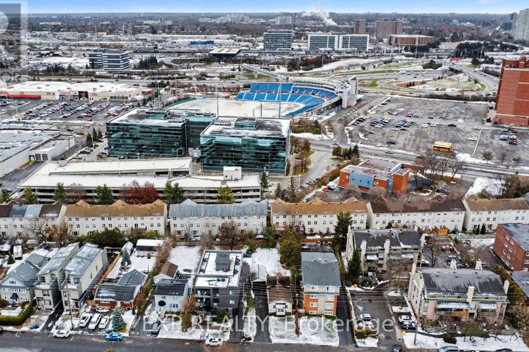 29138987/280-presland-road/overbrookcastle-heights/ottawa/ontario/K1K2B8_8