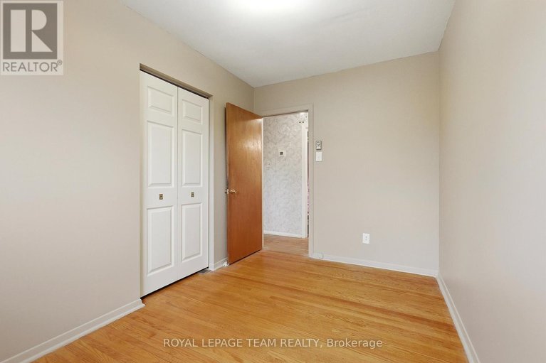 29612098/57-sullivan-avenue/meadowlandscrestview/ottawa/ontario/K2G1V1_23