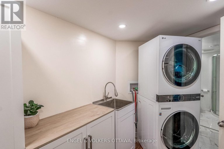 28241541/34-baton-court/katimavik/ottawa/ontario/K2L4C8_28