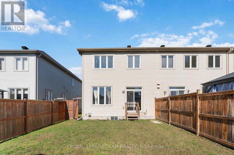 29159210/359-melodie-street/mer-bleuebradley-estatesanderson-park/ottawa/ontario/K1W0L8_44