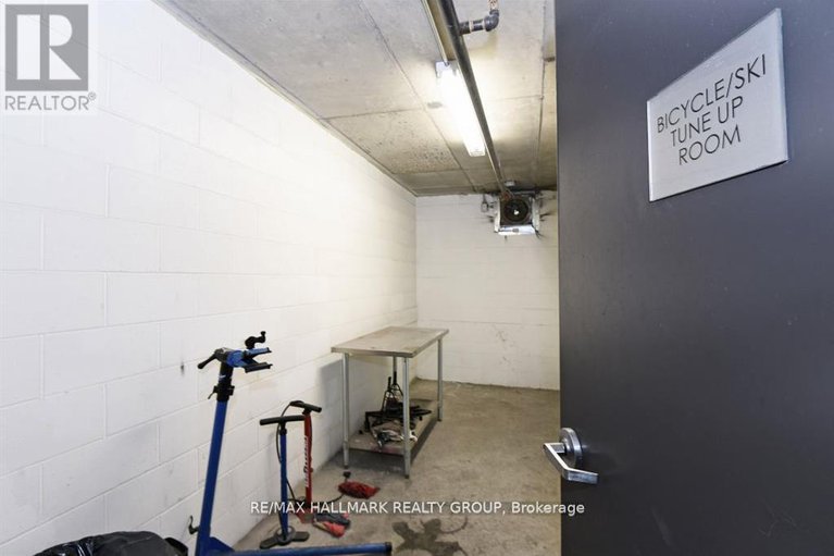 28646825/507-108-richmond-road/westborohampton-park/ottawa/ontario/K1Z6V9_36