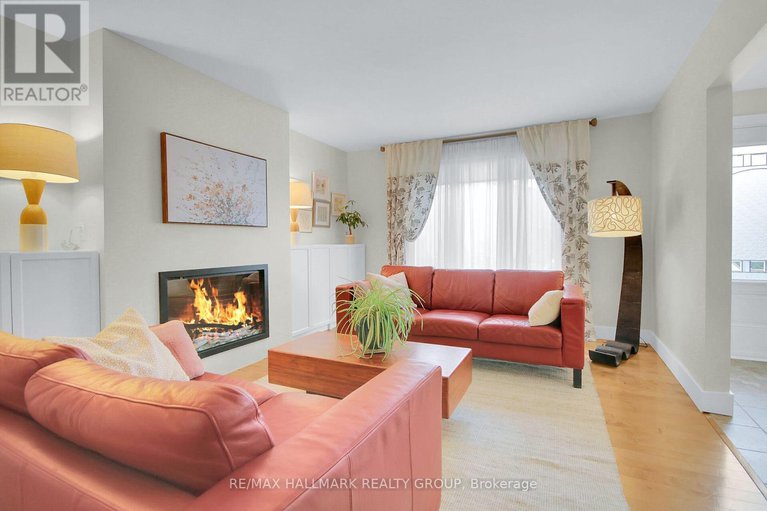 28290643/81-2061-jasmine-crescent/beacon-hill-south/ottawa/ontario/K1J7W2_4