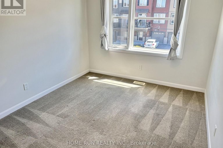 29658905/111-teelin-circle/half-moon-bay/ottawa/ontario/K2C3H2_10