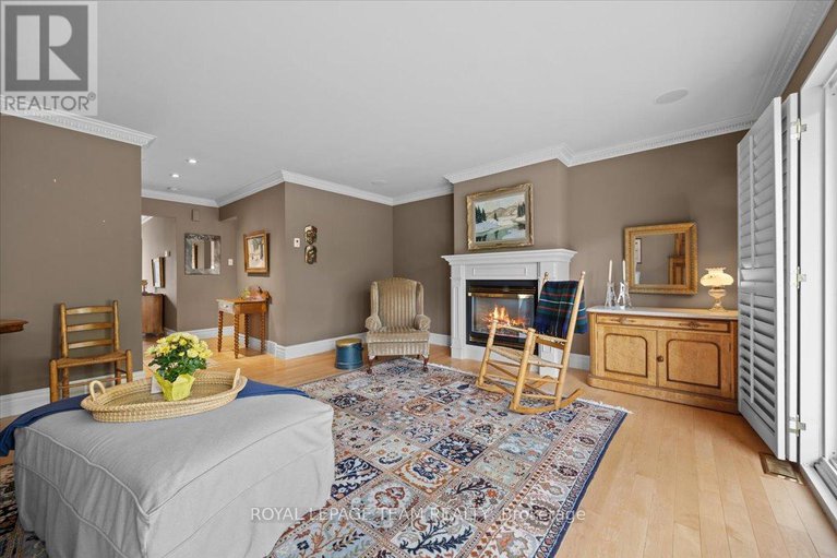 28557044/14-27-forsyth-lane/crystal-beach/ottawa/ontario/K2H9H2_6