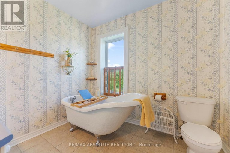 28469418/167-macfarlane-street/pakenham/mississippi-mills/ontario/K0A2X0_23