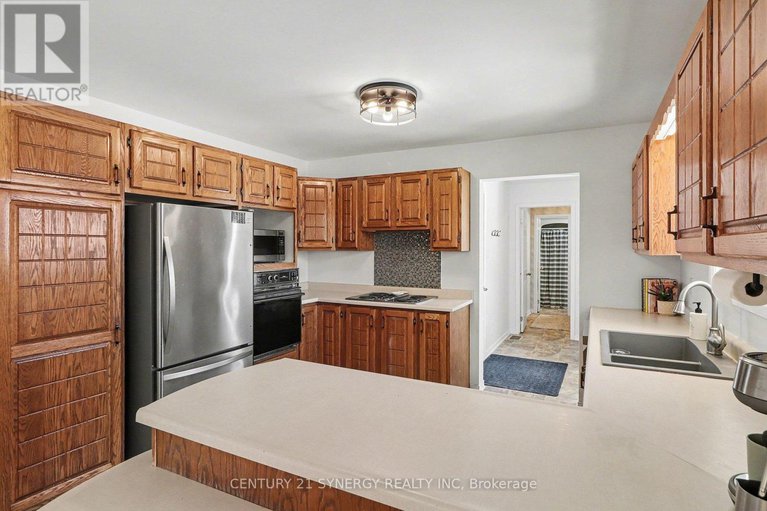 29365136/2290-valley-street/moose-creek/north-stormont/ontario/K0C1W0_15