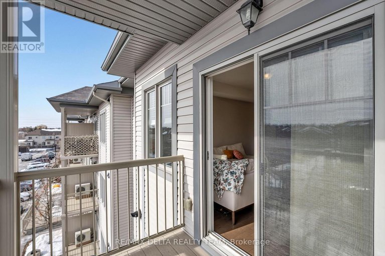 29437612/7-486-via-verona-avenue/longfields/ottawa/ontario/K2J6B3_14