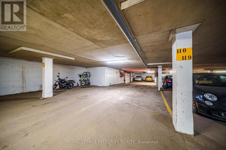 28993309/1010-20-chesterton-drive/borden-farmstewart-farmcarleton-heightsparkwood-hills/ottawa/ontario/K2E6Z7_31