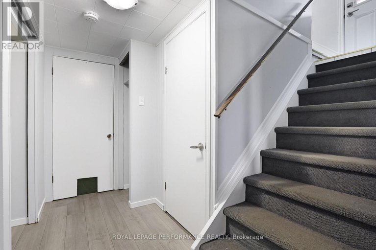 28179487/2247-miramichi-street/kenson-park/ottawa/ontario/K2C0Z1_22