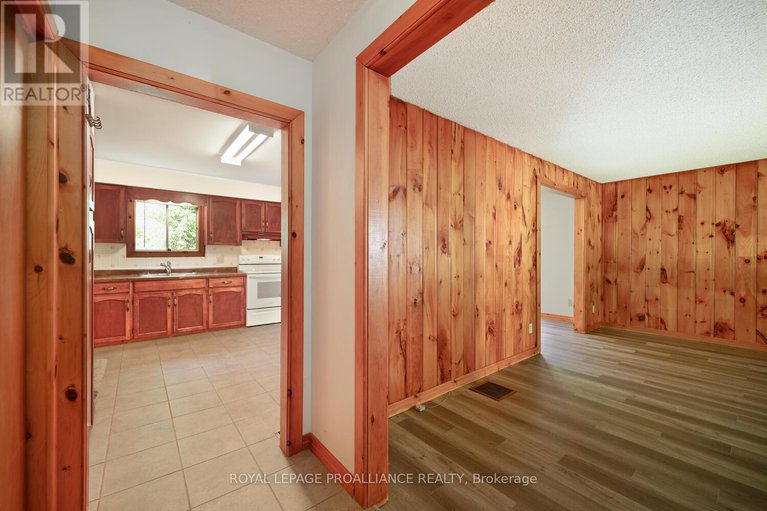 28720304/3050-merwin-lane/augusta-twp/augusta/ontario/K0E1T1_6