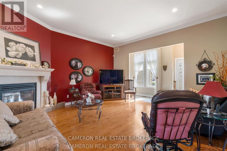 29307237/18105-farlinger-drive/south-glengarry-charlottenburgh-twp/south-glengarry/ontario/K6H5R5_10