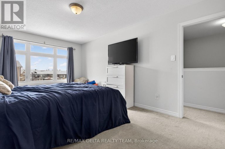 29504726/94-feathertop-lane/emerald-meadowstrailwest/ottawa/ontario/K2S1E7_12