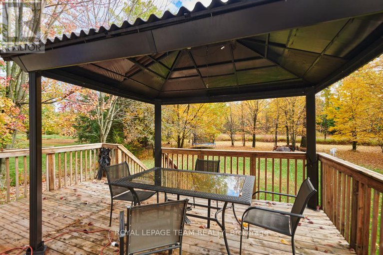 29273607/1115-des-cerisiers-street/clarencerockland-twp/clarence-rockland/ontario/K4K1K9_31